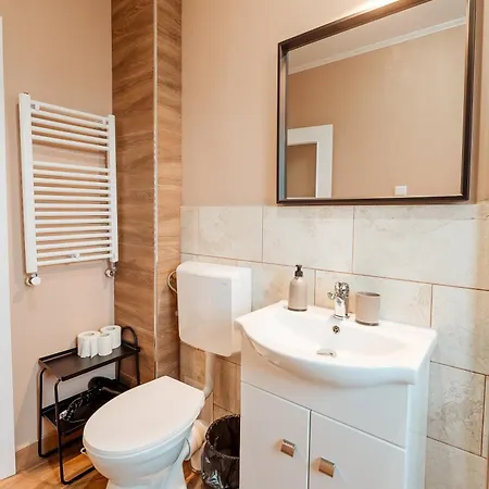 Blue - Oldtown Apartment *