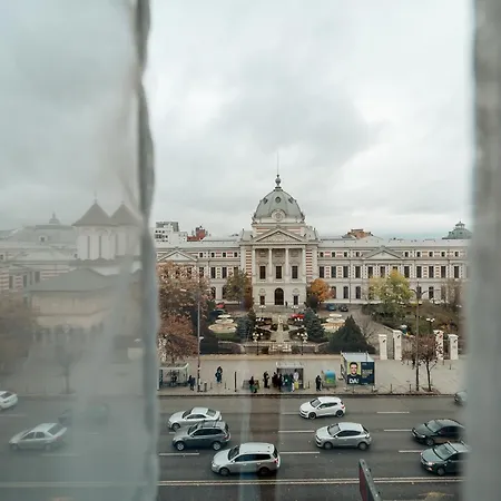 Апартаменти Blue - Oldtown Бухарест